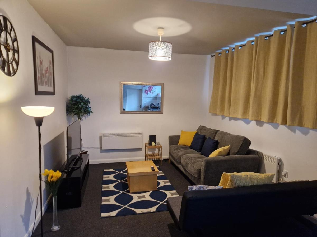 Primos Suite - Stylish 1 Bedroom In Wallsend Ньюкасл-апон-Тайн Экстерьер фото